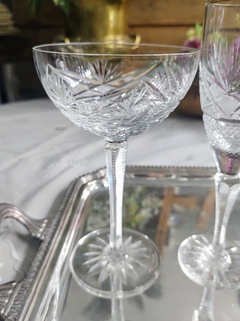 Imagen de 9 copas de brindis de cristal tallado