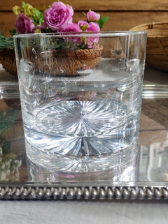 2 vasos para whisky tallados de cristal - 2Gardenias Bazar antiguo