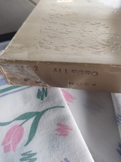 Mantel redondo de algodon con 8 servilletas en caja original Marca Dalmata modelo Allegro usado en internet