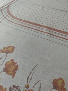 Mantel Oval con 10 servilletas marca Dalmata modelo Festival en caja original usado - tienda online