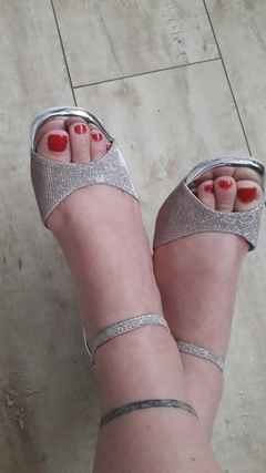 Sapato de Dança Gloss prata 8cm - Loja Adriana Gronow Arte Para Bailar