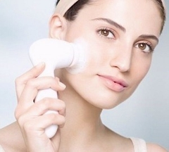 Cepillo Facial - Masajeador Exfoliante- Maquillaje - comprar online