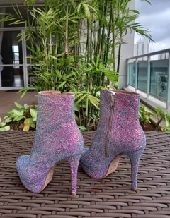 740085 P BOTA BÁSICA CANO CURTO SALTO FINO GLITTER FRUTACOR AZUL na internet