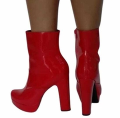 940085 P BOTA BÁSICA SALTO ALTO GROSSO VERMELHO VERNIZ - Au Bottier