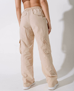 Pantalon Recto Mujer Cargo Beige Tiro Alto - YAGÉ