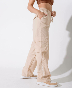 Pantalón CARGO Beige - YAGÉ