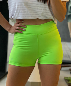 Short Deportivo Mujer Verde Fluo - YAGÉ