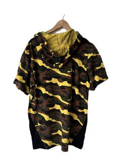 Remera camuflaje con capucha #5225 - comprar online