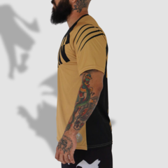 T-Shirt Dry-fit Lycan Vertikal Gold - comprar online