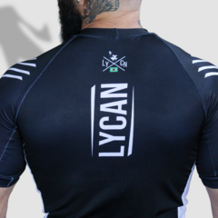 Rash Guard LY23 Manga Curta Grad. Branca - Lycan