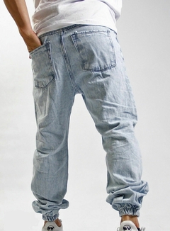 JOGGER JEAN MOM C63 en internet