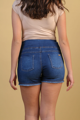 Short jeans gestante barra desfiada jeans escuro - Lirio Gestante | Roupas para Grávidas