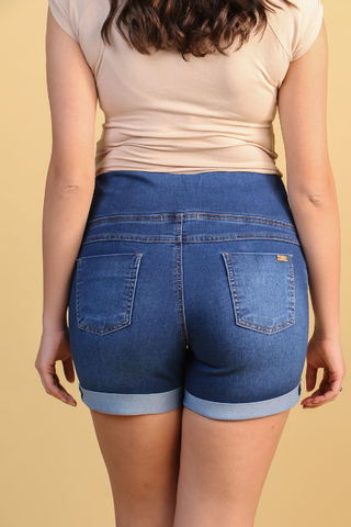 Short jeans gestante barra dobrada destroy jeans escuro - Lirio Gestante | Roupas para Grávidas
