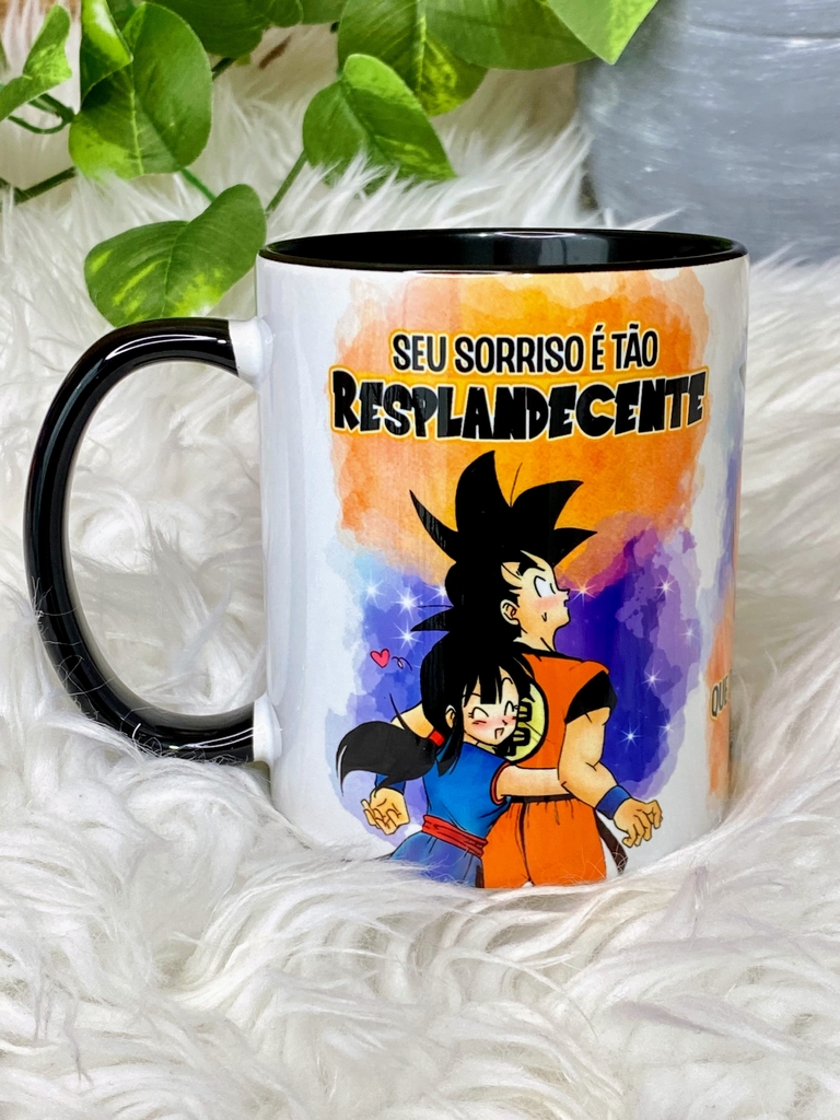 Caneca Mágica Dragon Ball Z - Chichi, Gohan e Goku