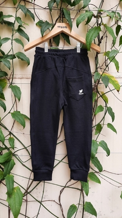 CALÇA JOGGER COM TEXTURA PRETA - comprar online