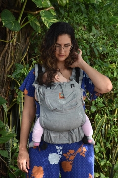 Mochila Ajustável Bebê SARJA CRUZADA Cinza Mescla - Slings e cangurus ergonômicos PortBaby