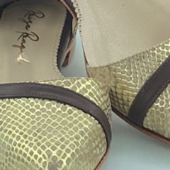 CLAIRE Dorado - Raiza Rangel. Zapatos de Autor.