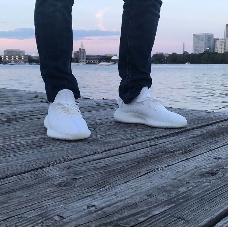 yeezy boost cream white v2
