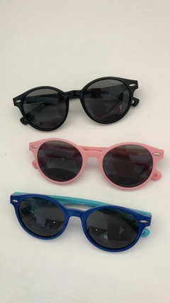 ÓCULOS DE SOL KIDS - ARMAÇÃO TR90 COM LENTES DE POLICARBONATO E POLARIZADAS