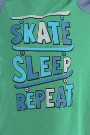 Pijama "Roko´s" - Verde y azul con skate - comprar online