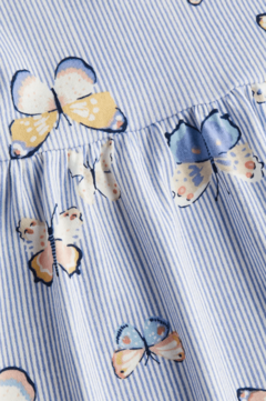 Vestido H&M - Little Girl - Rayado celeste y blanco con mariposas - comprar online