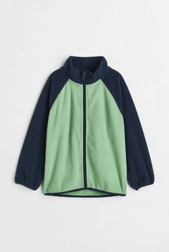 Campera "H&M". Little Boy- De micropolar verde con mangas azules