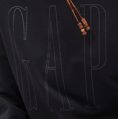 Buzo "Gap". Cuello redondo negro con logo estampado (de mujer!) - comprar online