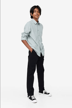 Pantalón "H&M" - Clásico, de gabardina negra, con sistema de ajuste de cintura - tienda online