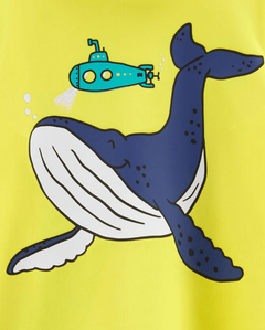 Conjunto "Carter´s" - Remera UV manga corta amarilla con ballena + zunga turquesa con submarinos en internet