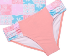 Malla "Pipeline" - 2 piezas, remera UV manga corta con volados rosa, celeste y blanco - tienda online