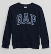 Buzo "Gap". Cuello redondo azul marino con logo estampado