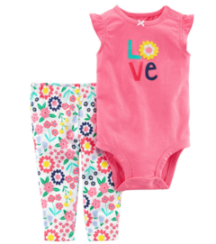 Conjunto "Carter´s" - 2 piezas body rosa con LOVE + calza floreada