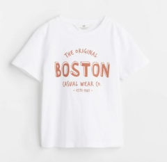 Remera H&M - Little boy - Blanca con Boston