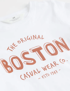 Remera H&M - Big boy - Blanca con Boston - comprar online