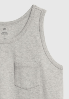 Musculosa "GAP". Gris melange lisa con bolsillo - comprar online