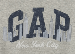 Buzo "Gap". Cuello redondo gris con logo estampado azul y New York - comprar online