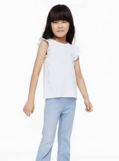 Remera H&M - Blanca lisa con volado en las mangas en internet