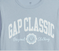 Remera "GAP". Celeste con logo blanco Gap classic (Unisex) - comprar online