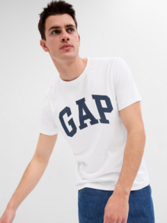 Remera "Gap" - Blanca con logo estampado azul marino - De adulto
