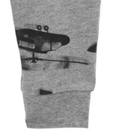 Conjunto "Carter´s" - 3 piezas de algodón chaleco bordó + body manga larga + pantalón gris con aviones en internet