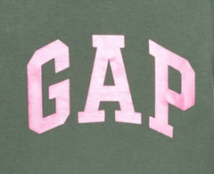 Remera "Gap" - Verde musgo con logo fucsia brilloso - comprar online