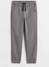 Pantalón "H&M" - De gabarina gris, con puño debajo