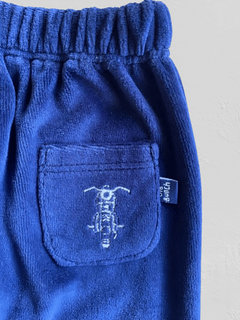 Pantalón "Old Bunch" - Ranita de plush azul marino, con bolsillo atrás, con moto bordada - tienda online