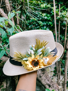 FLORA & FAUNA HATS en internet