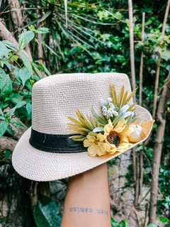 10 FLORA & FAUNA HATS en internet