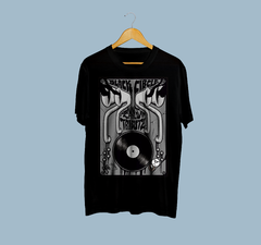 CAMISETA BANDA BLACK CIRCLE na internet