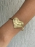 Bracelete regulável coração ondulado G com detalhes banhado a ouro18k