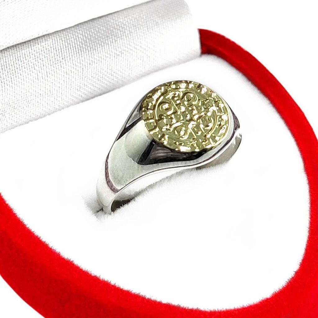 Anillo Mini Sello San Benito Plata y Oro Joyas Mayre