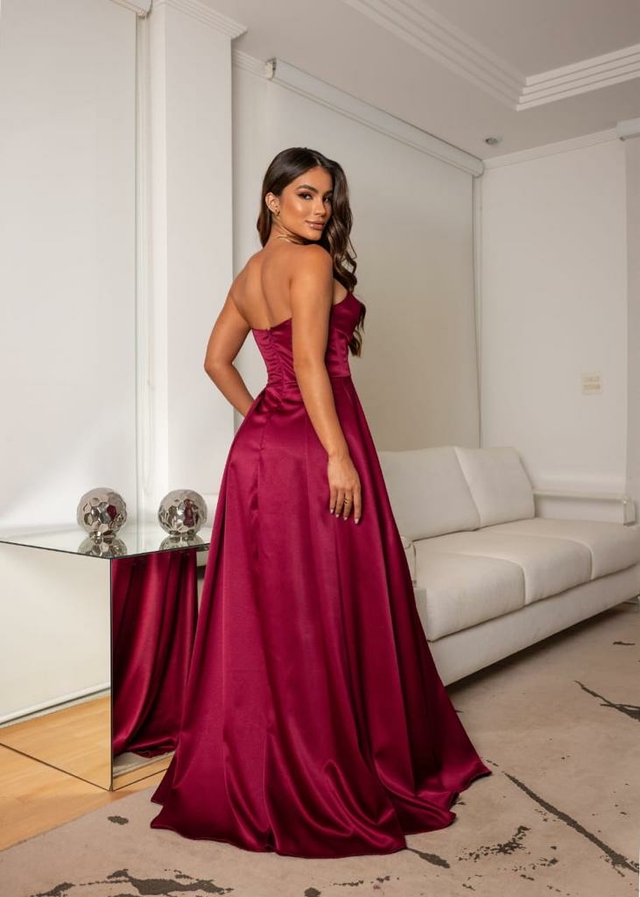 Vestido hotsell cetim marsala