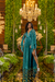 Vestido verde esmeralda com capa longo de brilho - comprar online